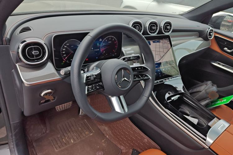 Used Mercedes-Benz GLC Coupe 2025 GLC 260 4MATIC Coupe SUV
