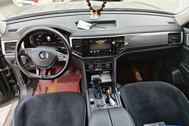 Used Volkswagen Teramont 2019 530 V6 Four-Wheel Drive Luxury Edition China VI Standard Center Console