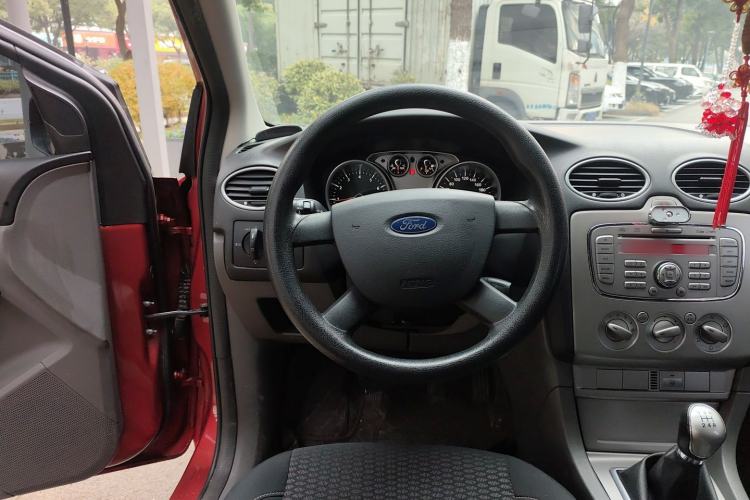 Used Ford Focus 2013 Hatchback Classic 1.8L Manual Base Model