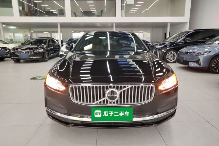 Used Volvo S90 2024 B5 Zhiyi Luxury Edition
