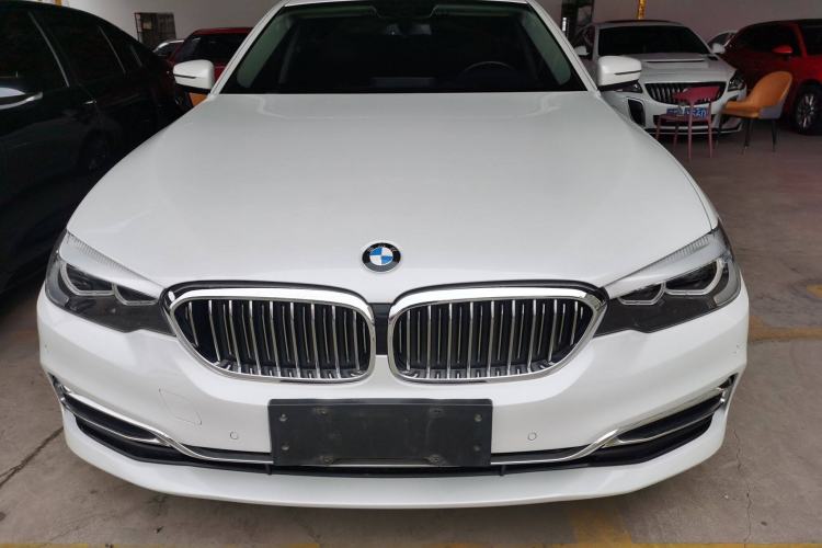 Used BMW 5 Series 2019 Facelifted 530Li Leading Edition Luxury Package
