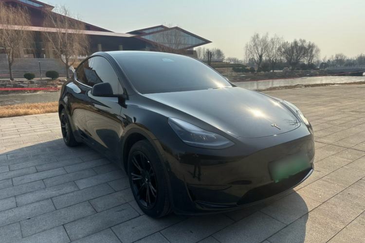 Used Tesla Model Y 2023 Rear-Wheel-Drive Version