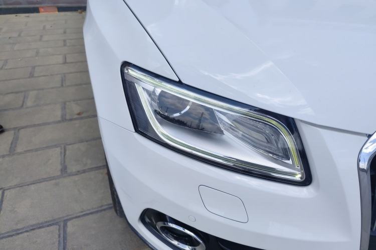 Used Audi Q5 2016 40 TFSI Technology Edition Right Front Headlight