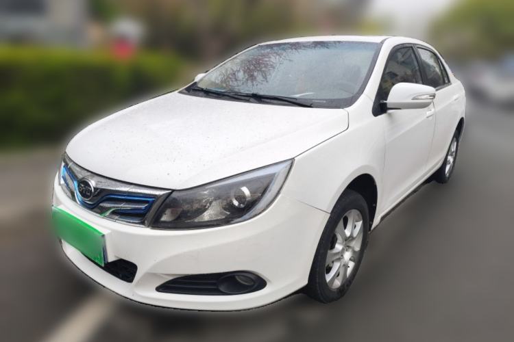 Used BYD e5 2016 300 Luxury Edition