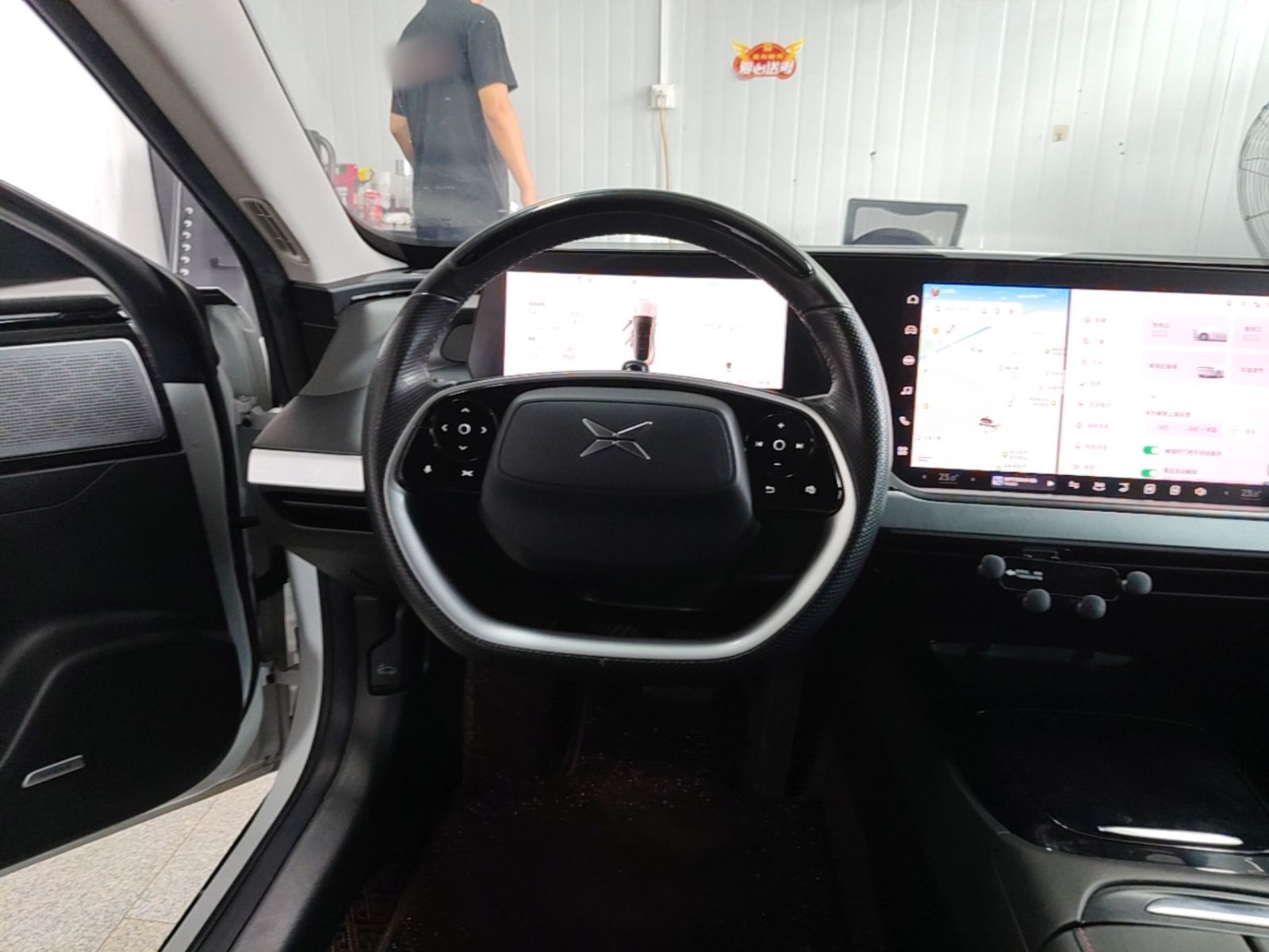 XPeng P7 2022 480E — снимка 13