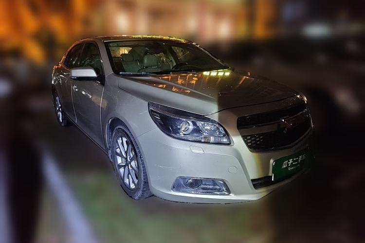 Used Chevrolet Malibu 2014 2.4L Automatic Luxury Edition Front Right 45 Deg