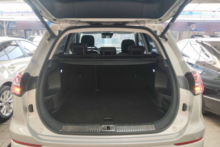 Used Hongqi HS5 2025 2.0T Two-Wheel Drive Flagship Pro Edition
