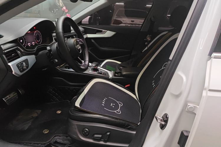 Used Audi A4L 2018 30th Anniversary Edition 40 TFSI Fashion Model Left Front Seat