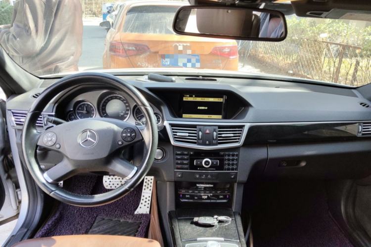 Used Mercedes-Benz E-Class 2010 E 300 L Fashion Model