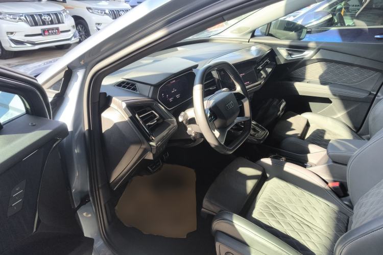 Used Audi Q4 e-tron 2023 50 e-tron quattro Creation Edition
