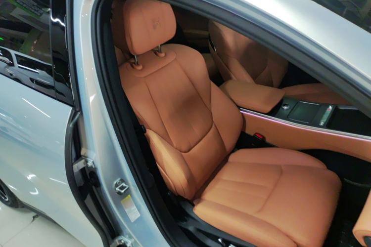 Used BYD Han L 2025 EV Four-Wheel Drive LiDAR Flagship Model Right Front Seat