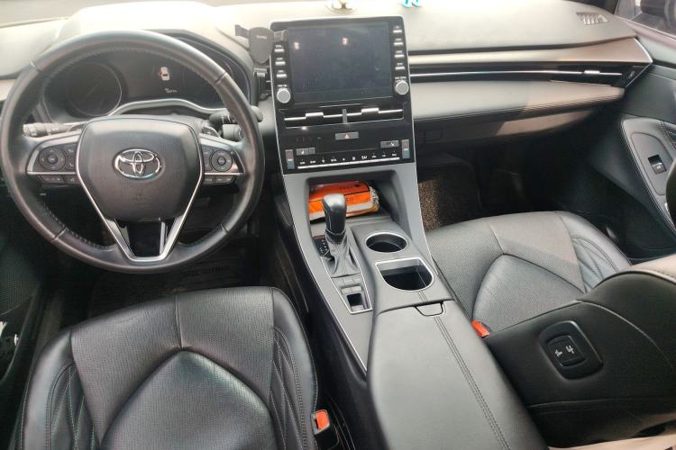 Used Toyota Avalon 2019 2.5L Touring Premium Version China VI Standard