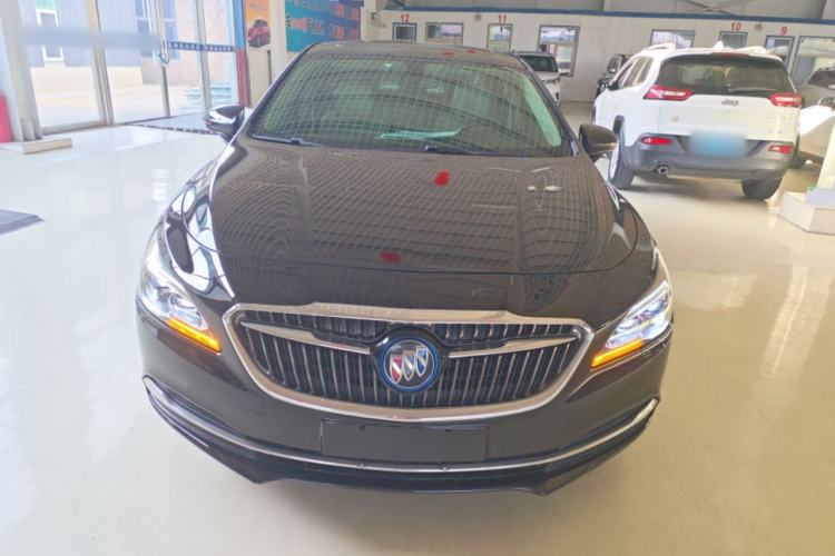 Used Buick LaCrosse 2018 30H Elite Edition