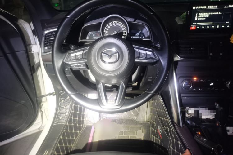 Used Mazda CX-4 2018 2.0L Automatic Two-Wheel Drive Blue Sky Premium Upgrade Version China VI Standard
