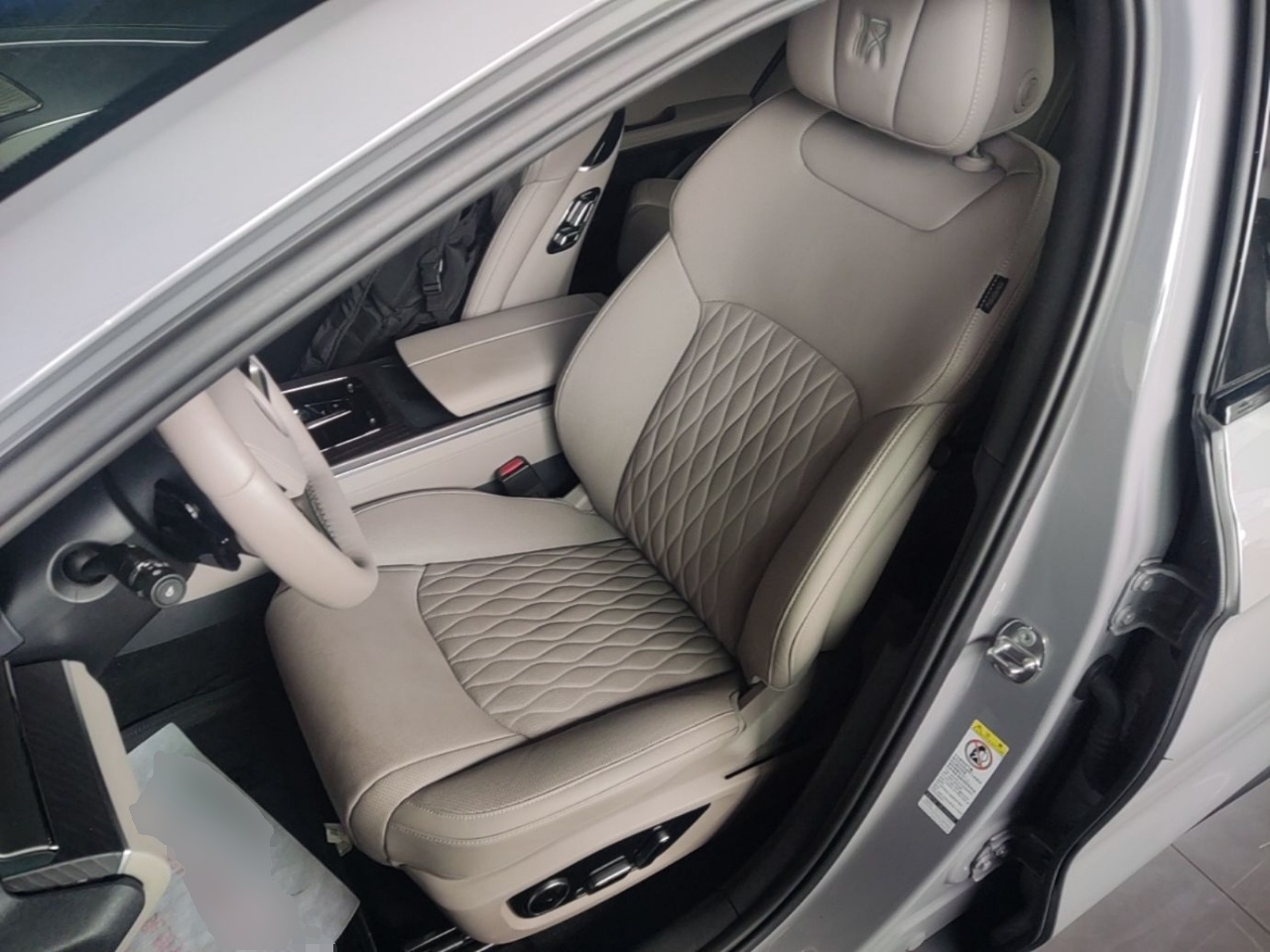 BYD Han 2025 EV Intelligent Driving Edition 701KM LiDAR Flagship Model — снимка 17