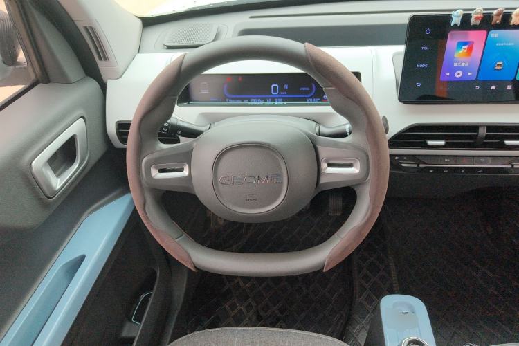 Used Geely Galaxy Panda 2023 Panda Mini 200km Dynamic Bear Steering Wheel