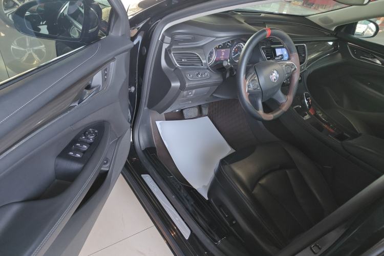 Used Buick LaCrosse 2022 652T Luxury Version