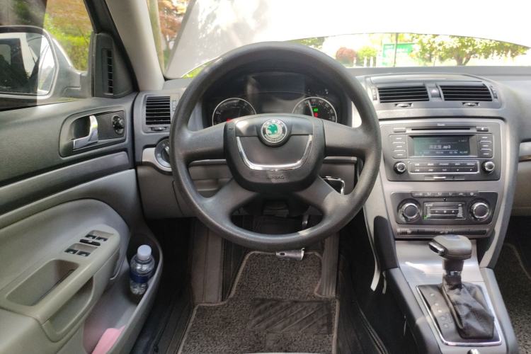 Used Skoda Octavia 2013 1.6L Automatic Yijun Edition
