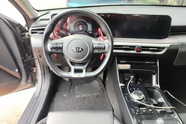 Used Kia K5 2020 380T GT-Line Premium Edition Steering Wheel