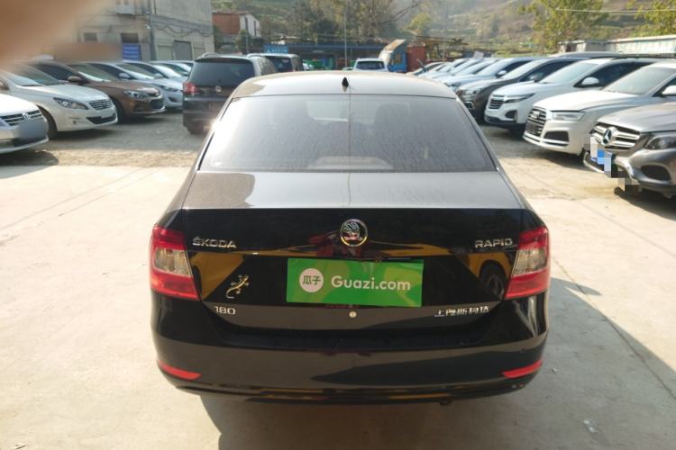 Used Skoda Rapid 2016 1.6L Manual Trend Edition
