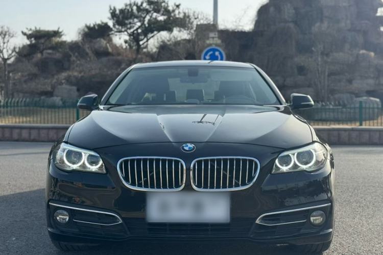 Used BMW 5 Series 2014 525Li Luxury Design Package
