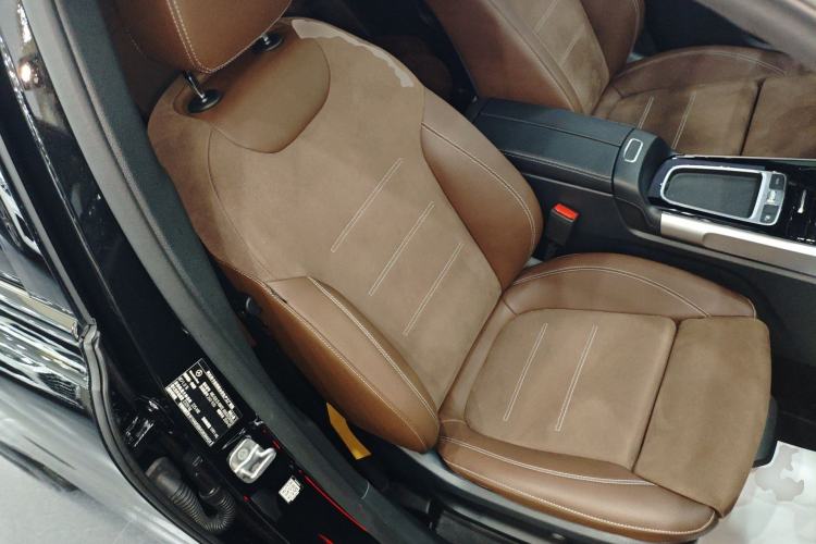 Used Mercedes-Benz GLB AMG 2024 AMG GLB 35 4MATIC
