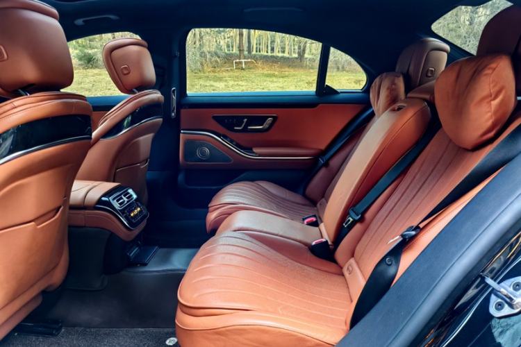 Used Mercedes-Benz S-Class 2022 Revised S 400 L Luxury Edition Interior 3