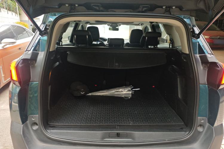 Used Peugeot 5008 2019 400THP 5-Seat Elite Edition Trunk