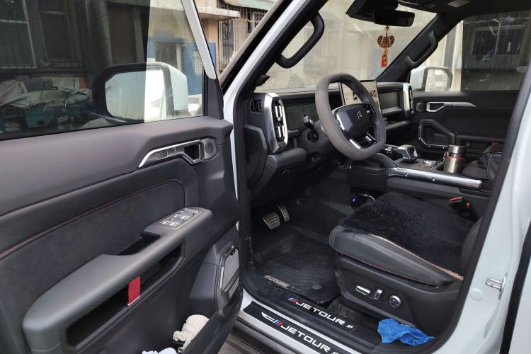 Used JETOUR Traveler 2024 2.0T All-Wheel-Drive Silver Dragon Wings
