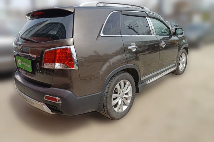 Used Kia Sorento 2012 2.4L Gasoline Supreme Edition
