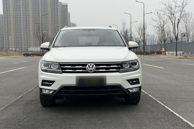 Used Volkswagen Tiguan L 2019 Updated Version 330TSI Automatic Two-Wheel Drive Panoramic Comfort Edition China VI Standard Exterior 1