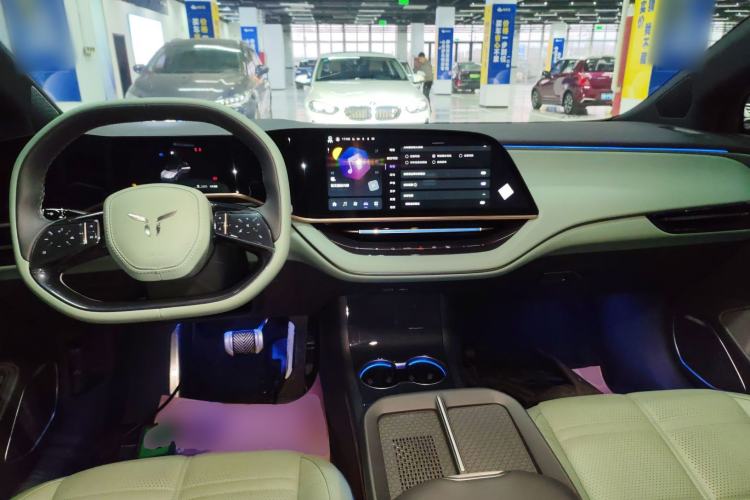 Used Hongqi EH7 2024 690 Pro
