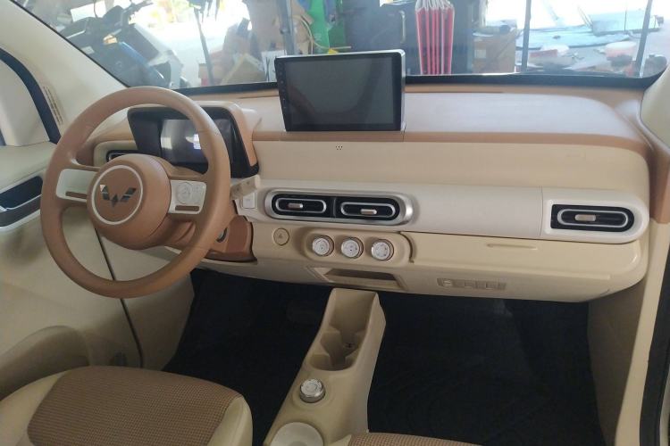 Used Wuling Hongguang MINIEV 2024 3rd Generation 215km Youth Edition