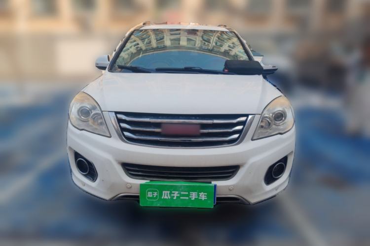 Used Haval H6 2013 Upgraded Model 2.4L Automatic Two-Wheel Drive Elite Version