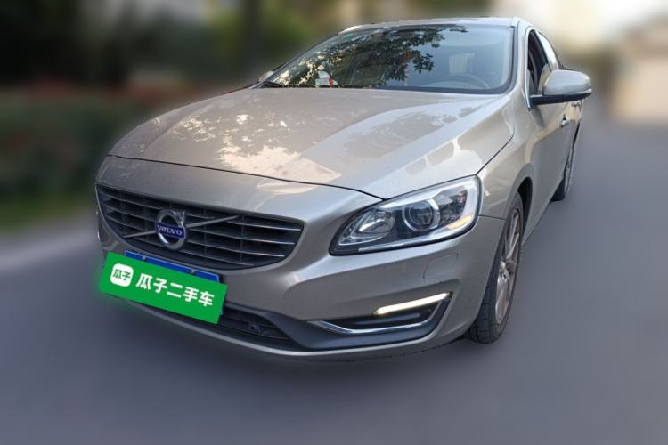 Used Volvo V60 2015 T5 Zhiyi Edition
