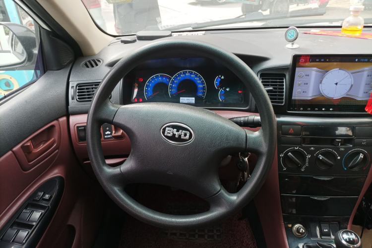 Used BYD F3 2015 Energy-Efficient Model 1.5L Manual Comfort Edition
