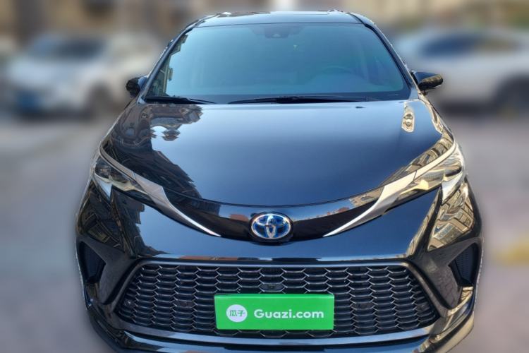 Used Toyota Granvia 2023 2.5L Hybrid Prestige PLUS Edition Front