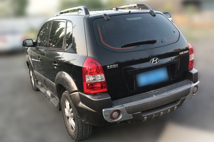 Used Hyundai Tucson 2009 2.0L Manual Two-Wheel Drive Comfort Version