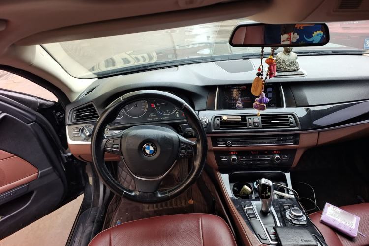 Used BMW 5 Series 2017 520Li Elegant Edition
