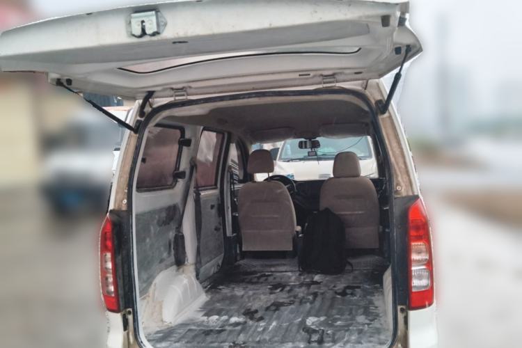 Used Wuling Hongguang V 2022 1.5L Jingqu Version Hydraulic Power Steering LAR Trunk