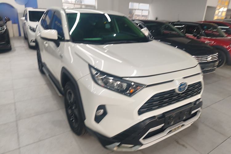 Used Toyota RAV4 2020 Dual-Engine 2.5L E-CVT 4x4 Elite PLUS Edition
