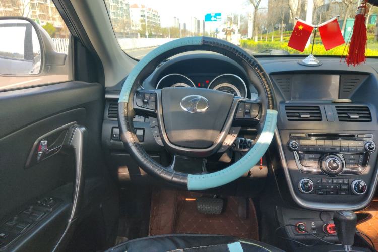 Used Bestune X80 2015 2.0L automatic luxury version