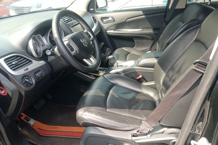 Used Dodge Journey 2015 2.0TD Four-Wheel Drive Luxury Edition