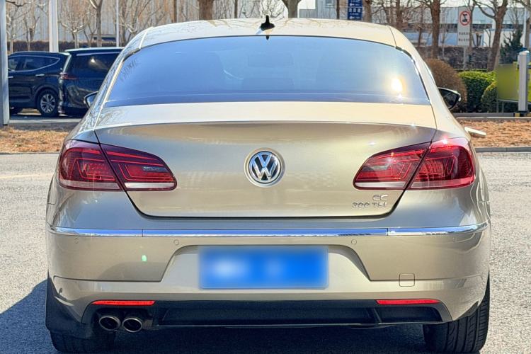 Used Volkswagen FAW-Volkswagen CC 2016 1.8TSI Luxury Model
