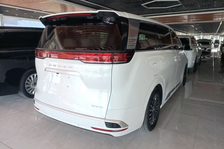 Used Denza D9 2022 DM-i 970 Four-Wheel Drive Flagship Model Rear Right 45 Deg