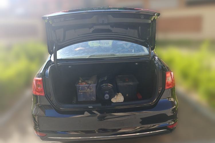 Used Volkswagen Sagitar 2014 Revised Version 1.6L Manual Comfort Edition Trunk