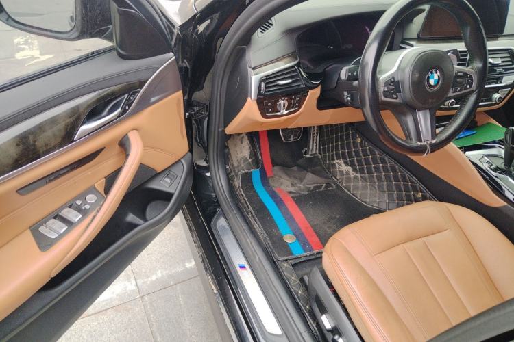 Used BMW 5 Series 2019 530Li Leading Model M Sport Package
