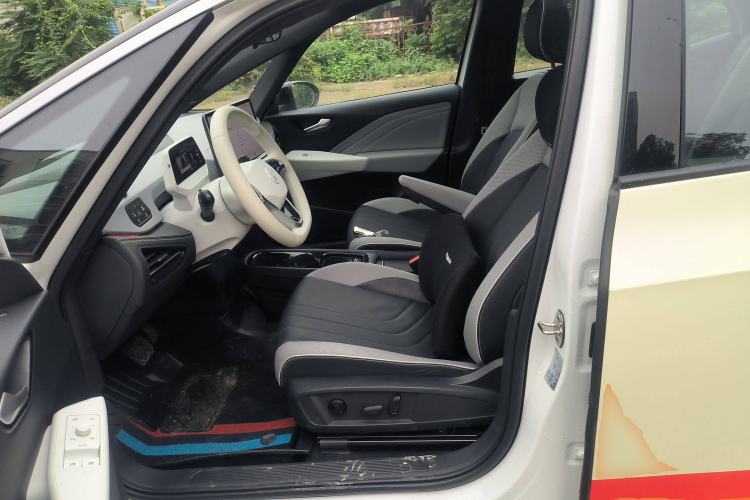 Used Volkswagen ID.3 2025 Smart Edition Ultra-Intelligent Oxygen Version