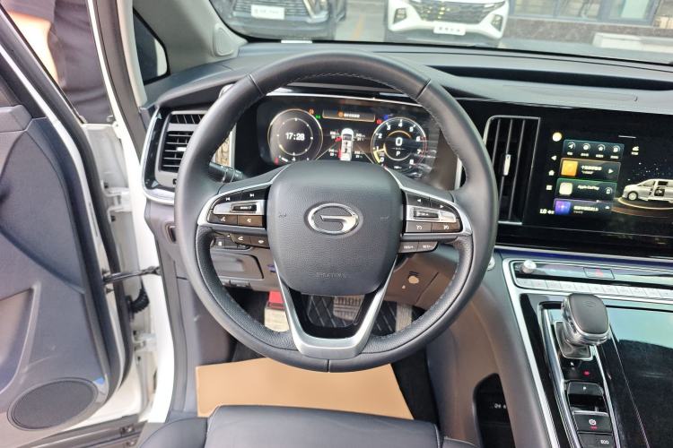 Used GAC Trumpchi M8 2023 Master Series 390T Prestige Edition Steering Wheel
