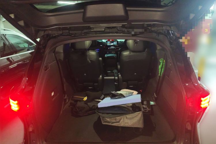 Used Toyota SIENNA 2024 2.5L Hybrid Four-Wheel Drive Prestige Edition
